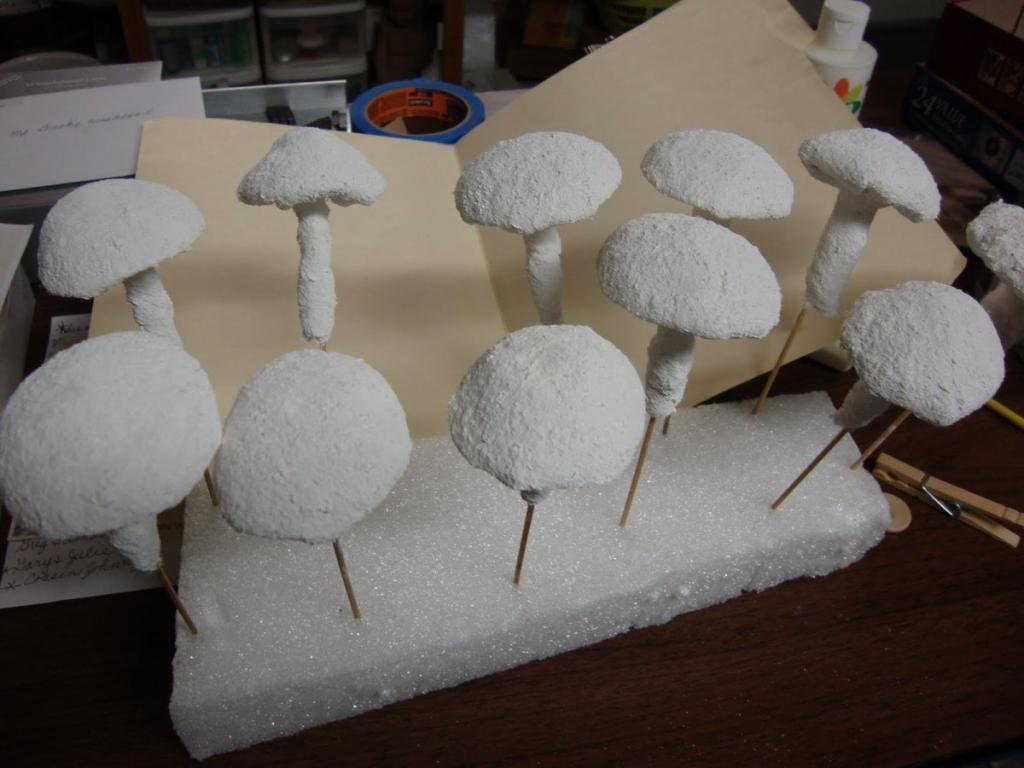 Поделка корзина с грибами из бумаги