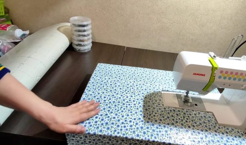 Удобный приставной столик для швейной машины